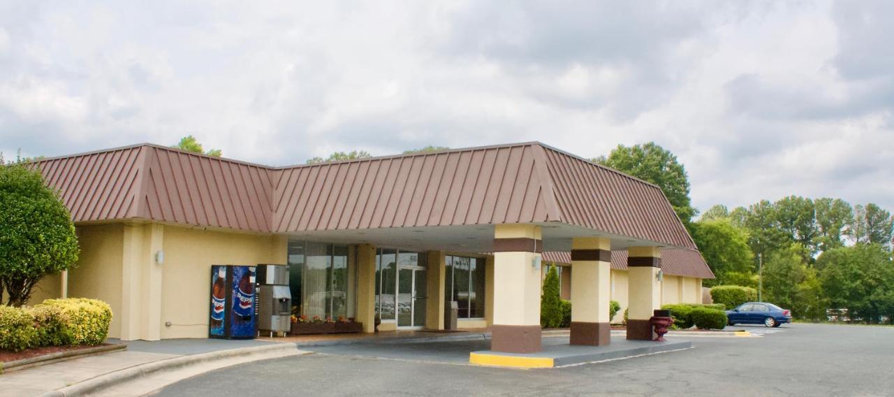 Rodeway Inn Monroe Kültér fotó